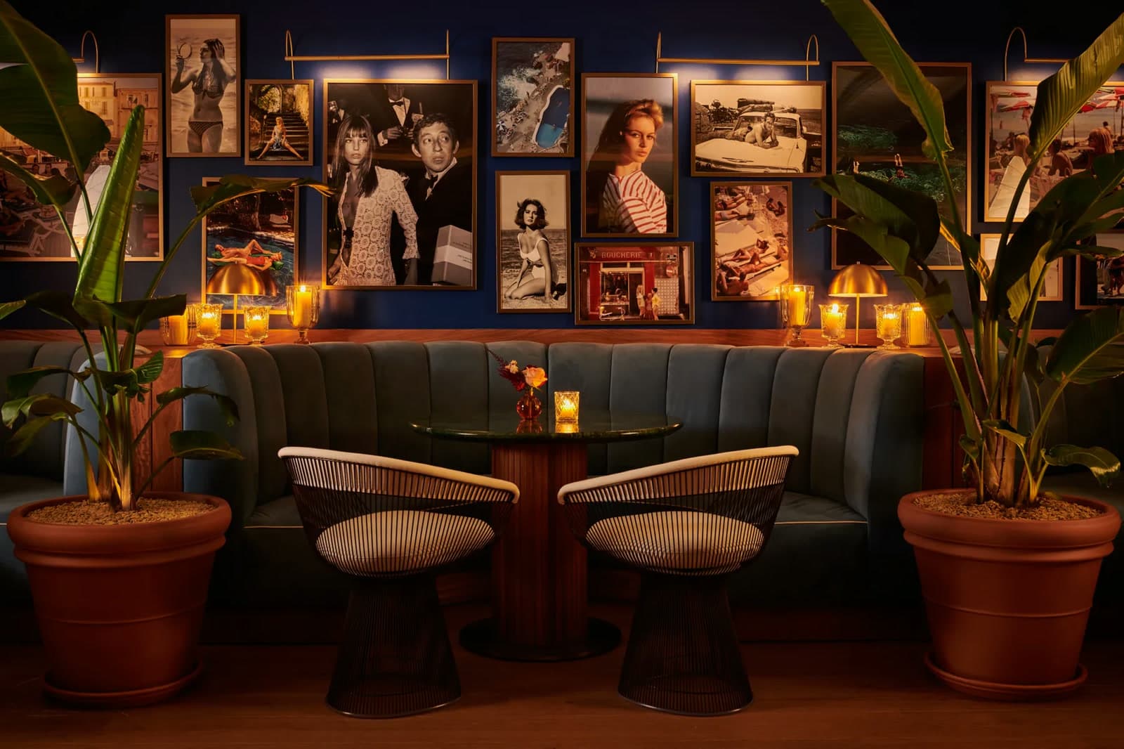 Candlelit booth